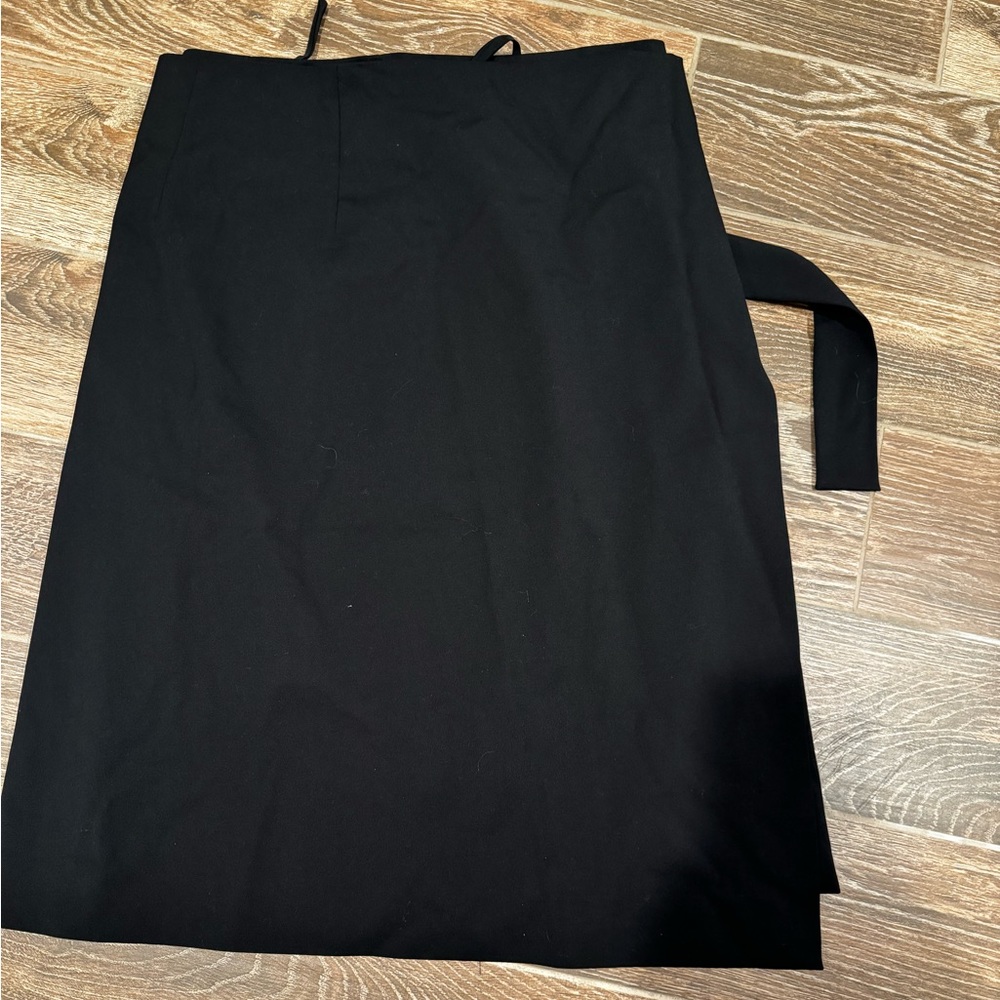 Boss skirt